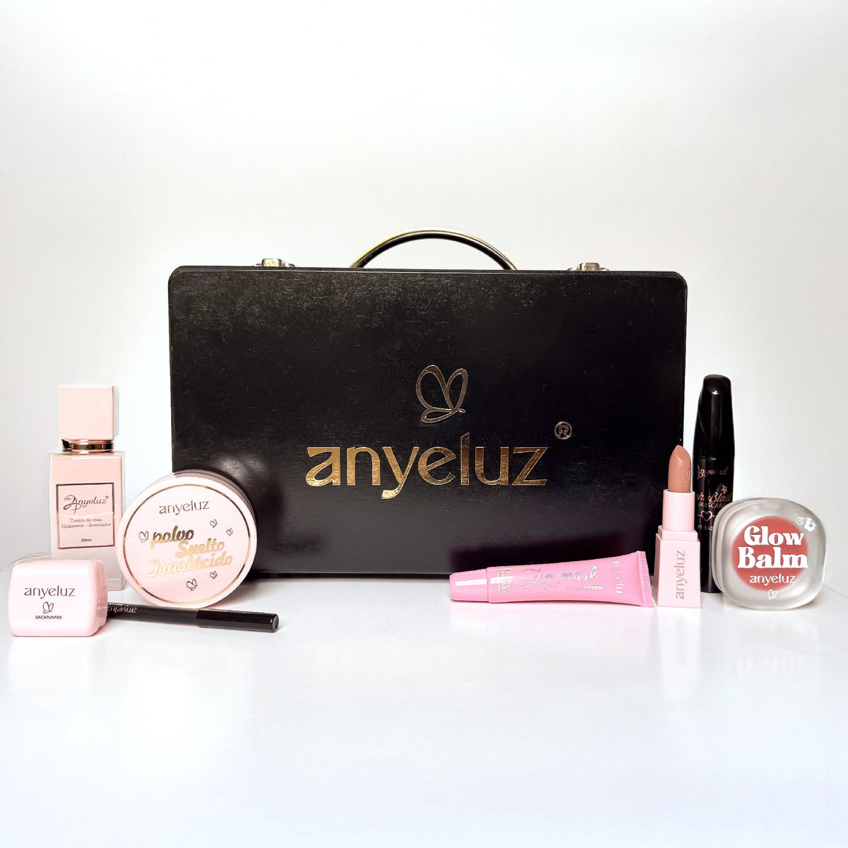 Anyeluz Makeup Case with Product Selection
